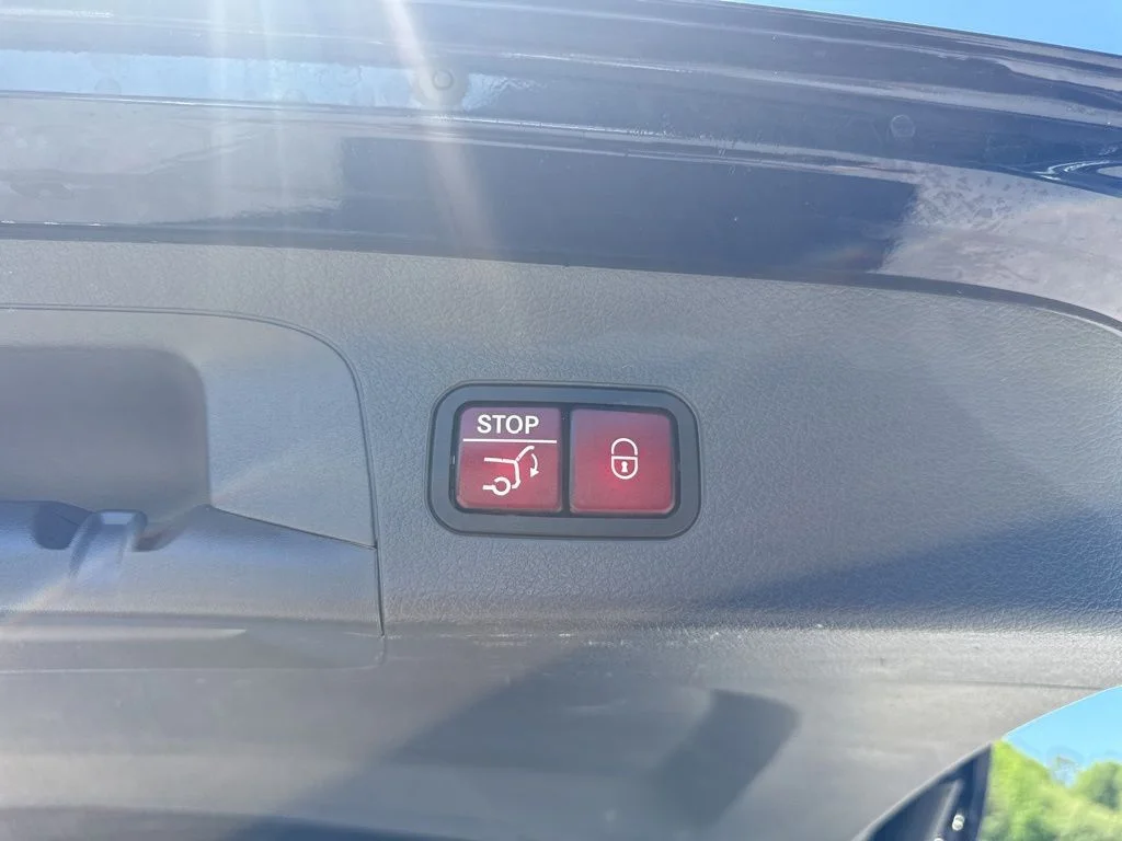 Used 2020  Mercedes-Benz GLS 450 image 31