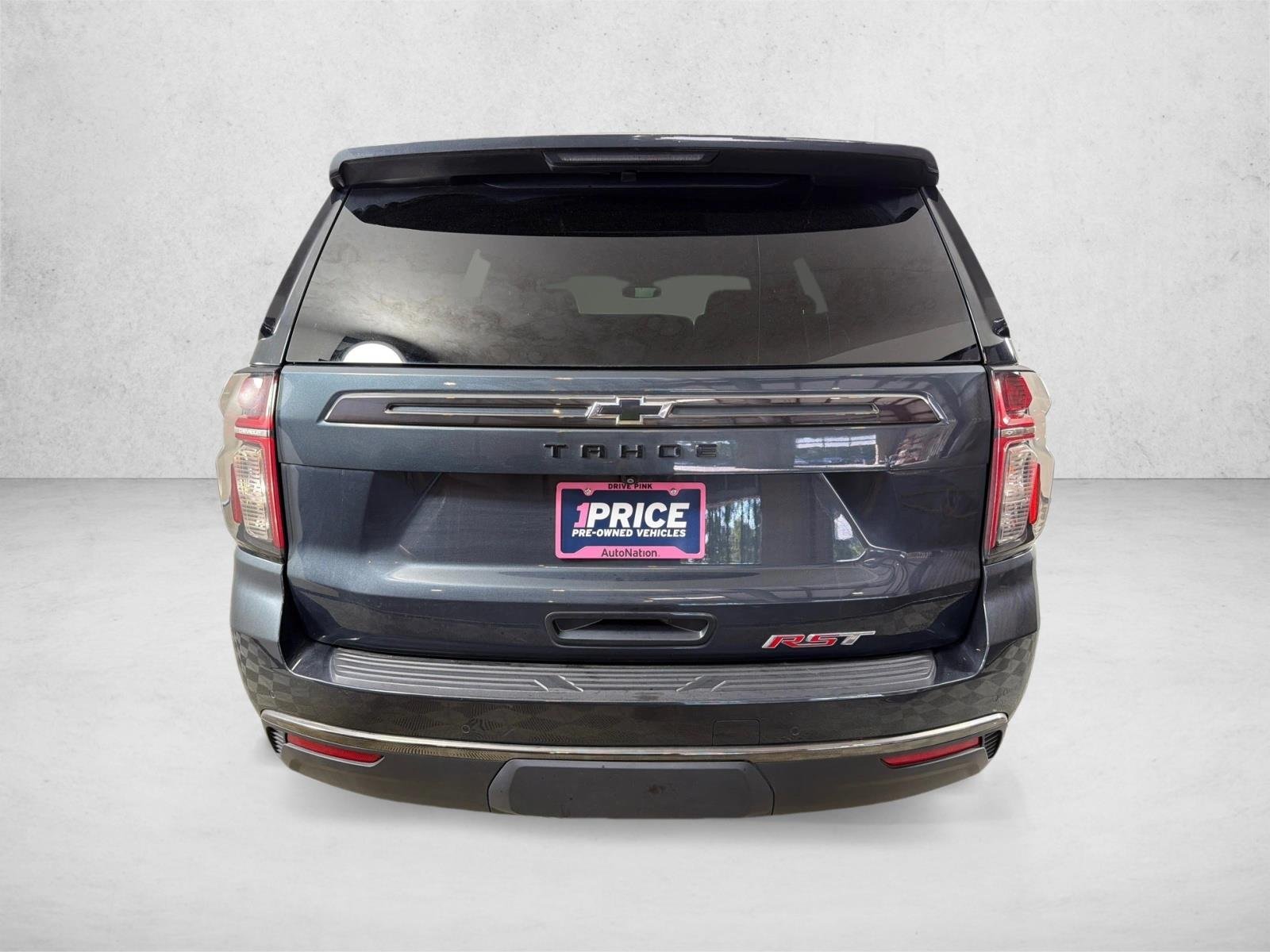 Used 2022 Evergreen Gray Metallic Chevrolet RST image 4