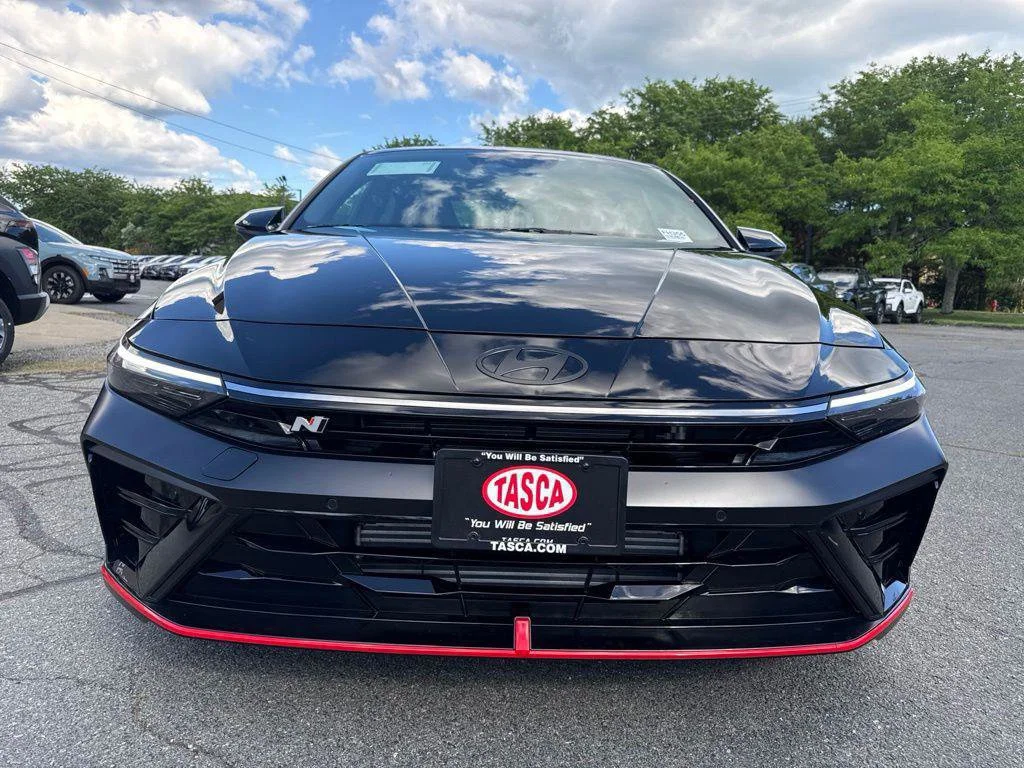New 2026 Black Hyundai Base image 2