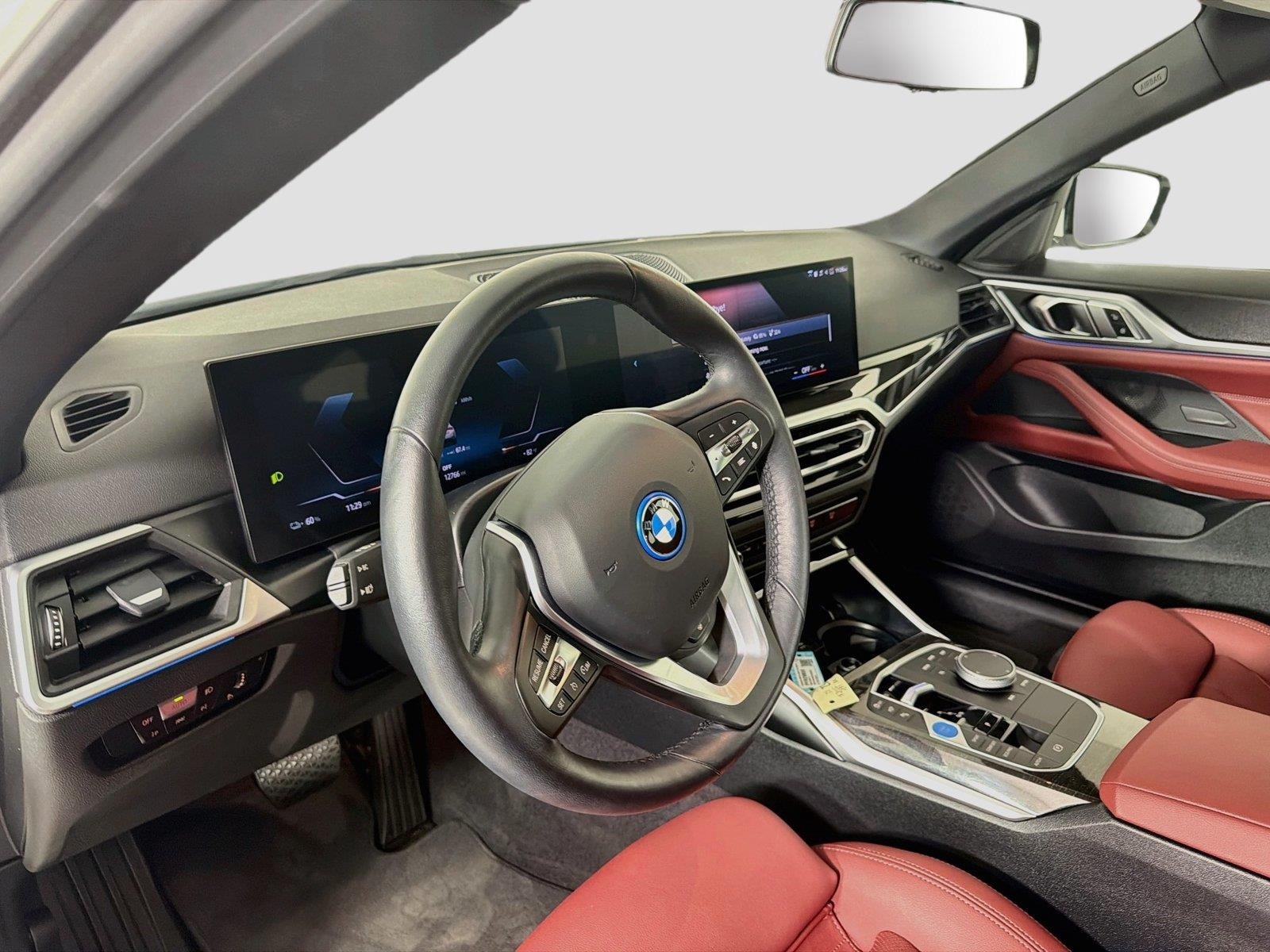 Used 2023 Alpine White BMW eDrive40 image 9