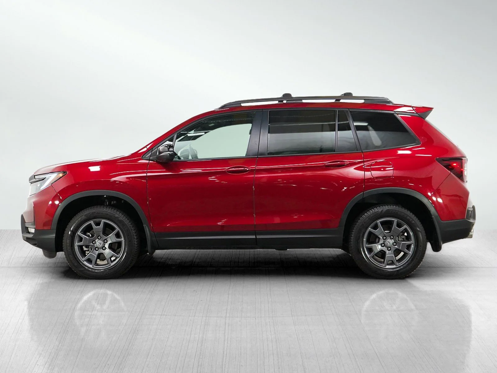 Used 2024 Honda Passport TrailSport with VIN 5FNYF8H69RB005575 for sale in Minneapolis, Minnesota