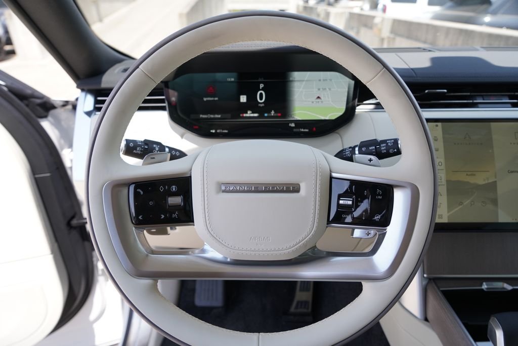 New 2026 Fuji White Land Rover SE image 12