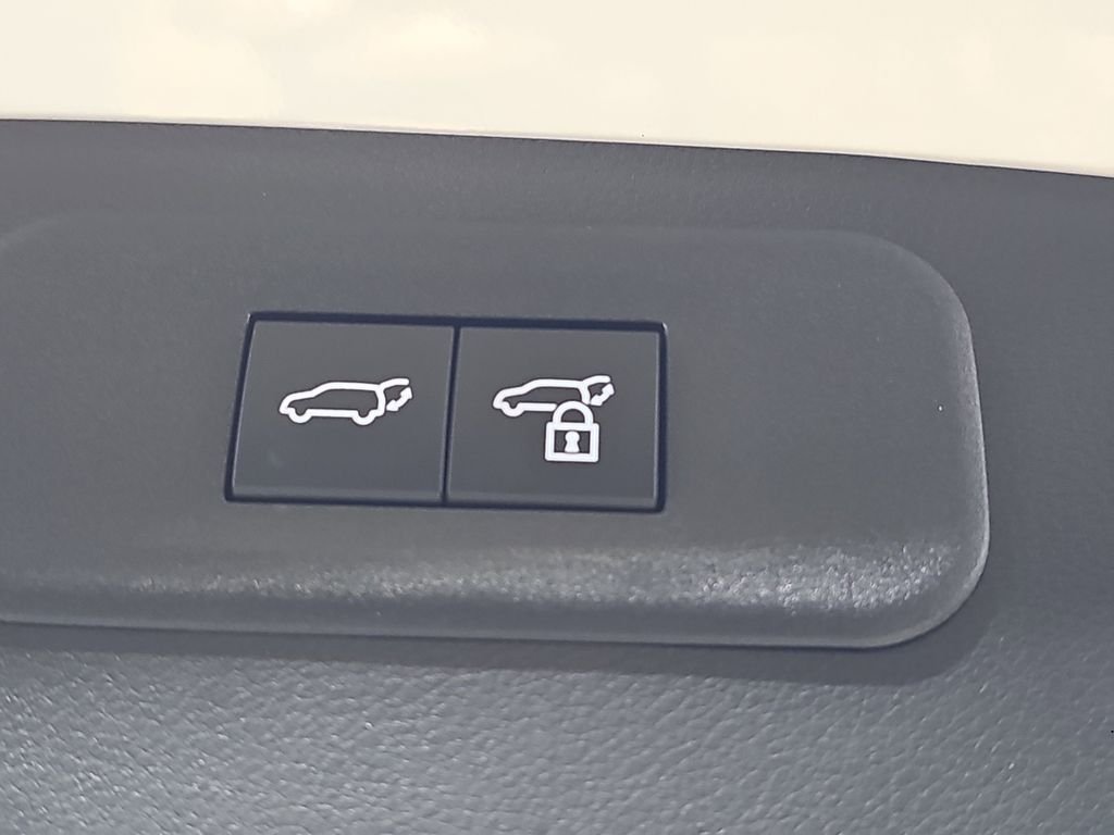 2026 Lexus NX 450h+ Luxury - Photo 13