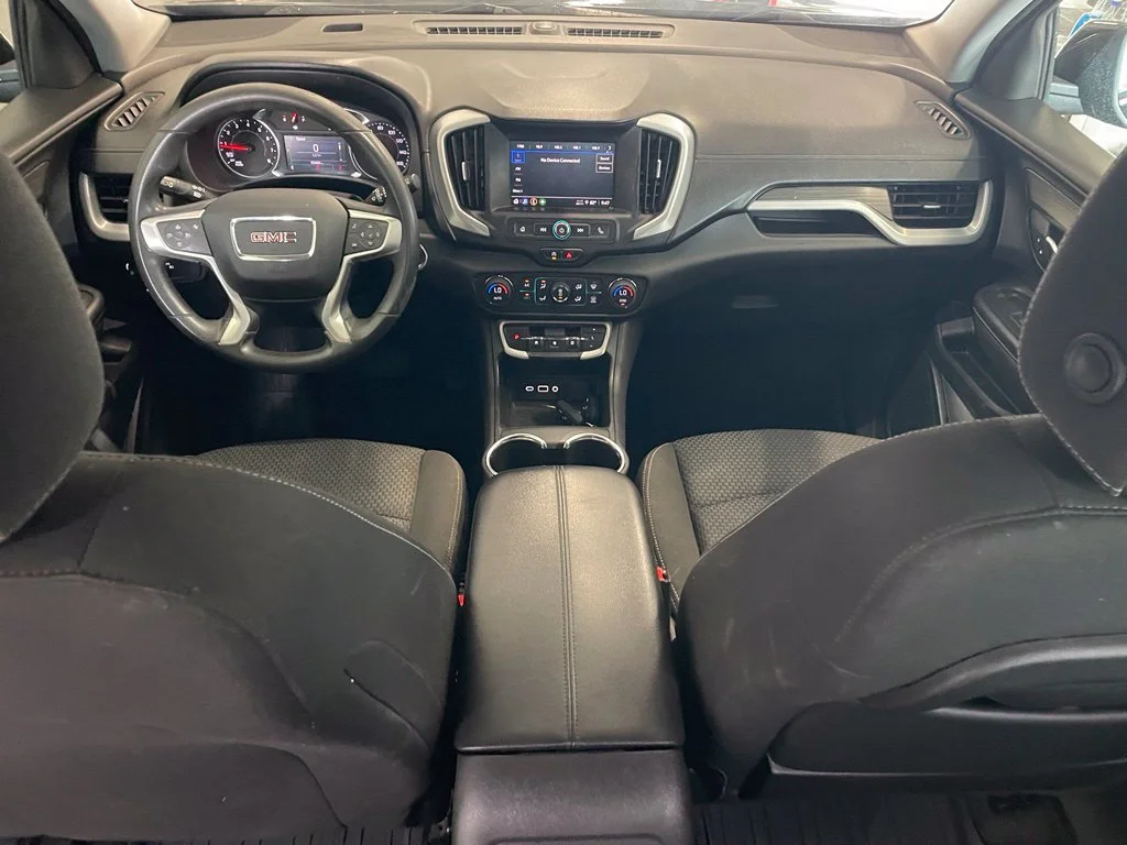 Used 2022 Black GMC SLE image 11