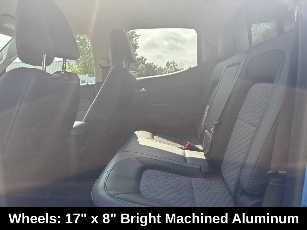 Used 2021 Blue Chevrolet Z71 image 12