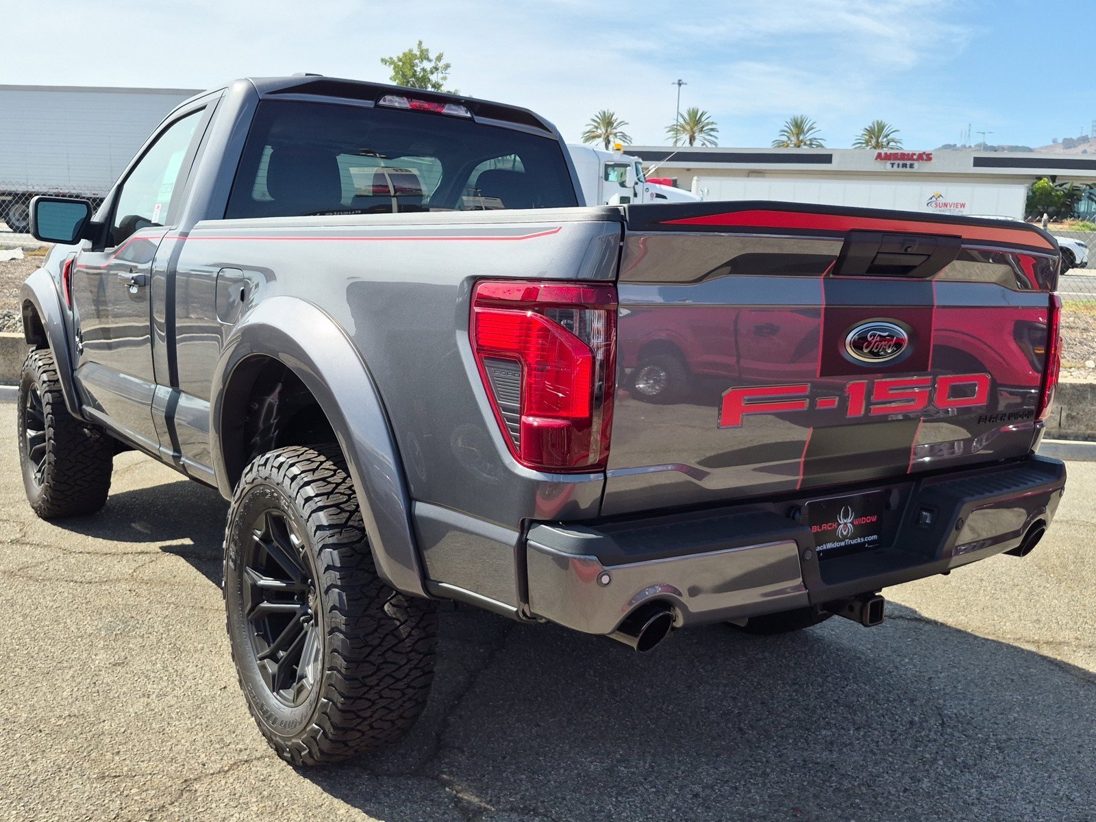 New 2026 Carbonized Gray Metallic Ford XL image 5