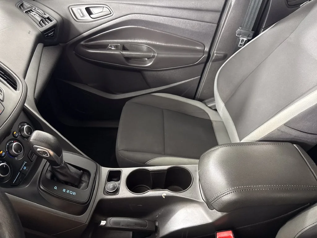 2014 Ford Escape S - Photo 20