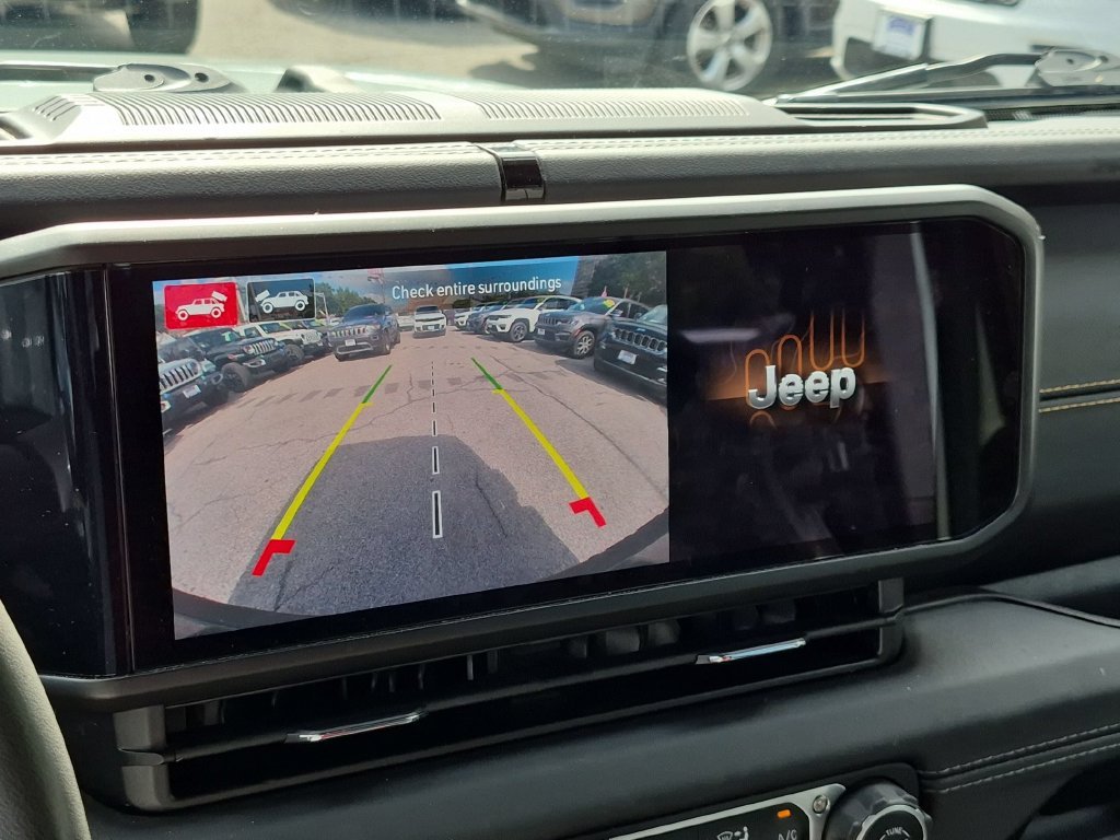 Used 2024 Gray Jeep Sahara 4xe image 19