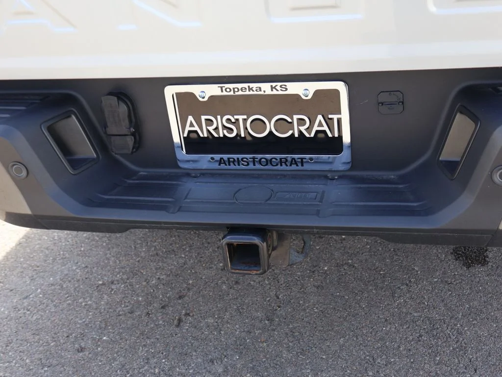 Used 2023 Silver Ford XLT image 19