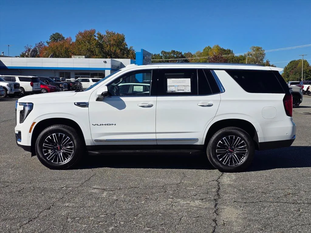 New 2026 Summit White GMC Elevation image 5