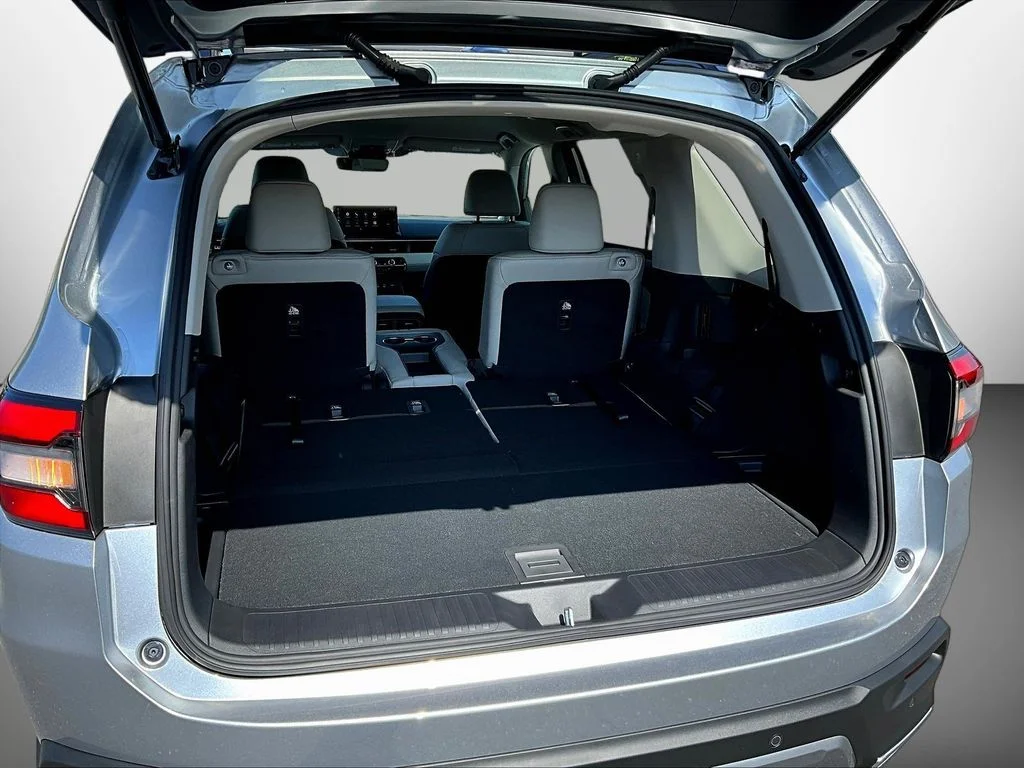 New 2026 Solar Silver Metallic Honda AWD EX-L image 8