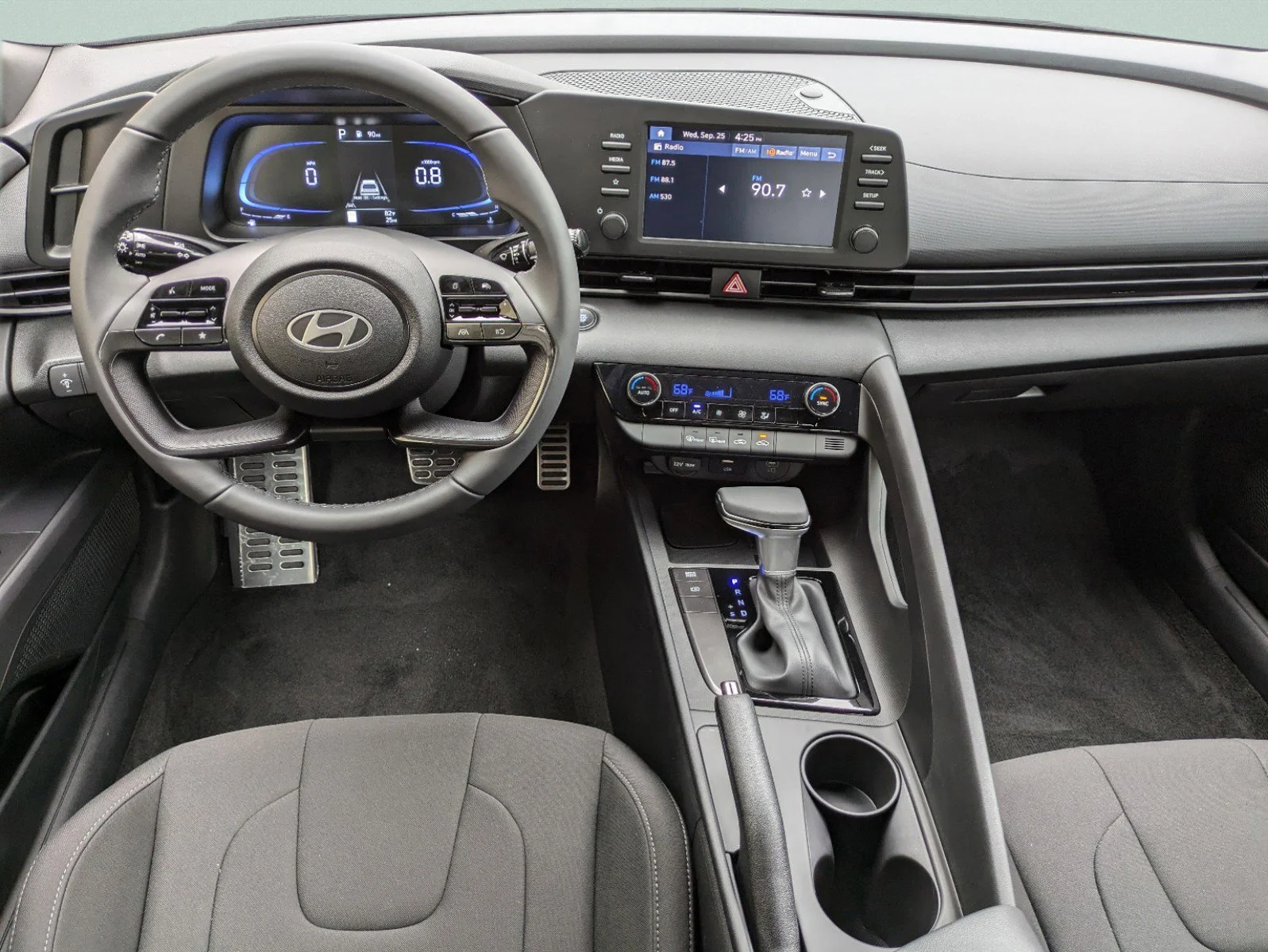 Used 2025 Ultimate Red Hyundai SEL Convenience image 11