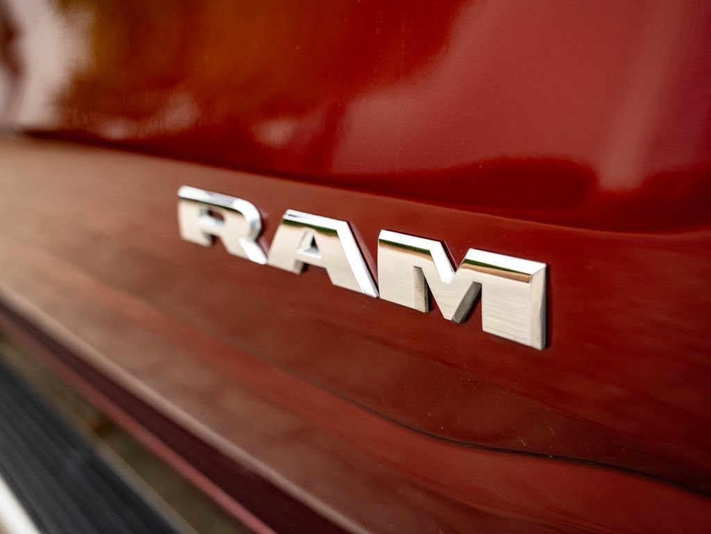 Used 2019 Delmonico Red Pearlcoat Ram Big Horn/Lone Star image 17