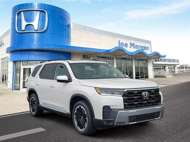New 2026 Platinum White Pearl Honda Touring Blackout image 1