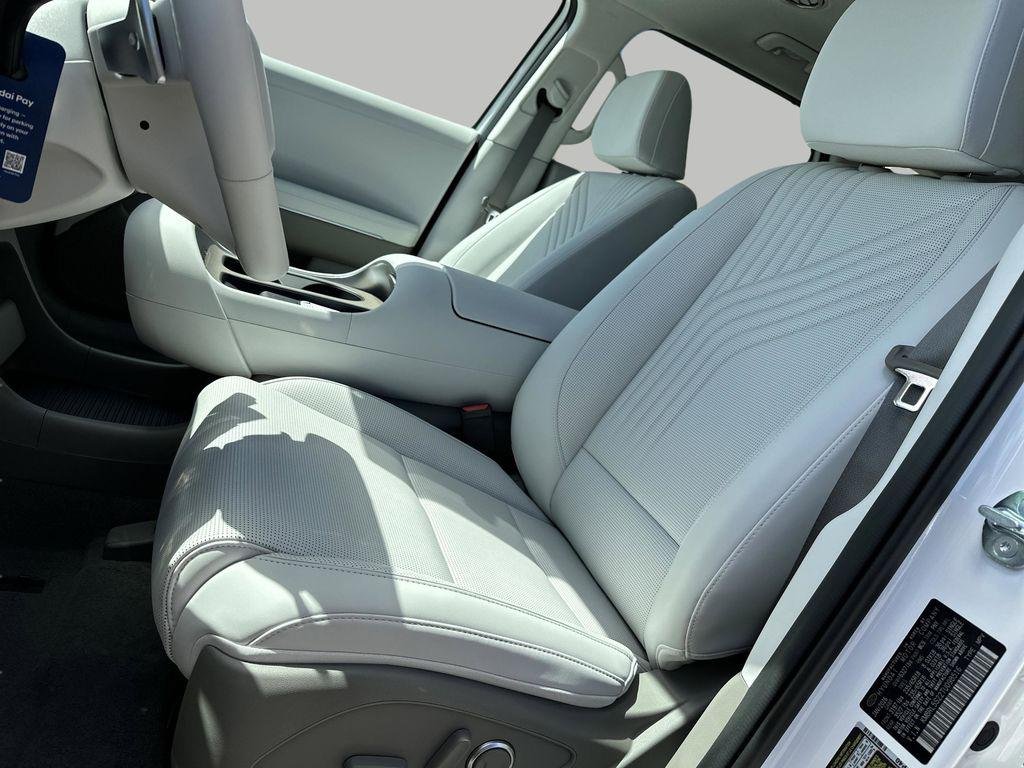 New 2026 Creamy White Pearl Hyundai SEL FWD image 9