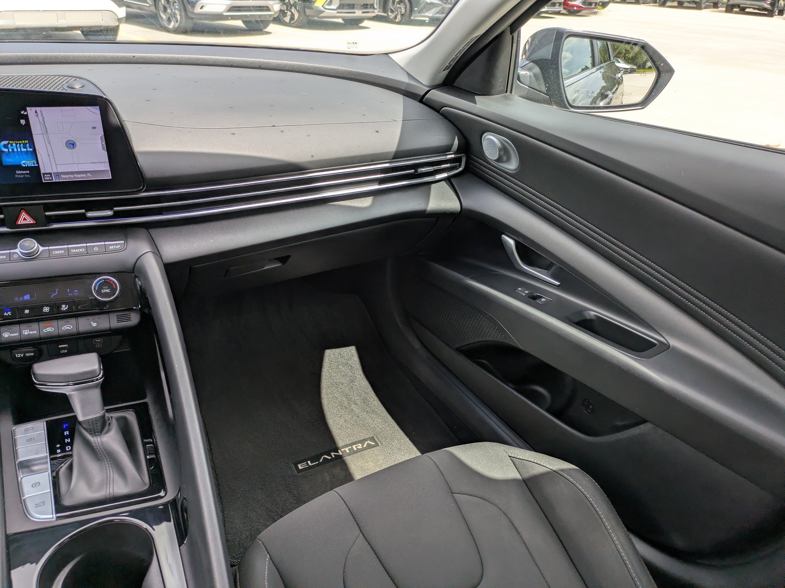 2024 Hyundai Elantra SEL - Photo 15