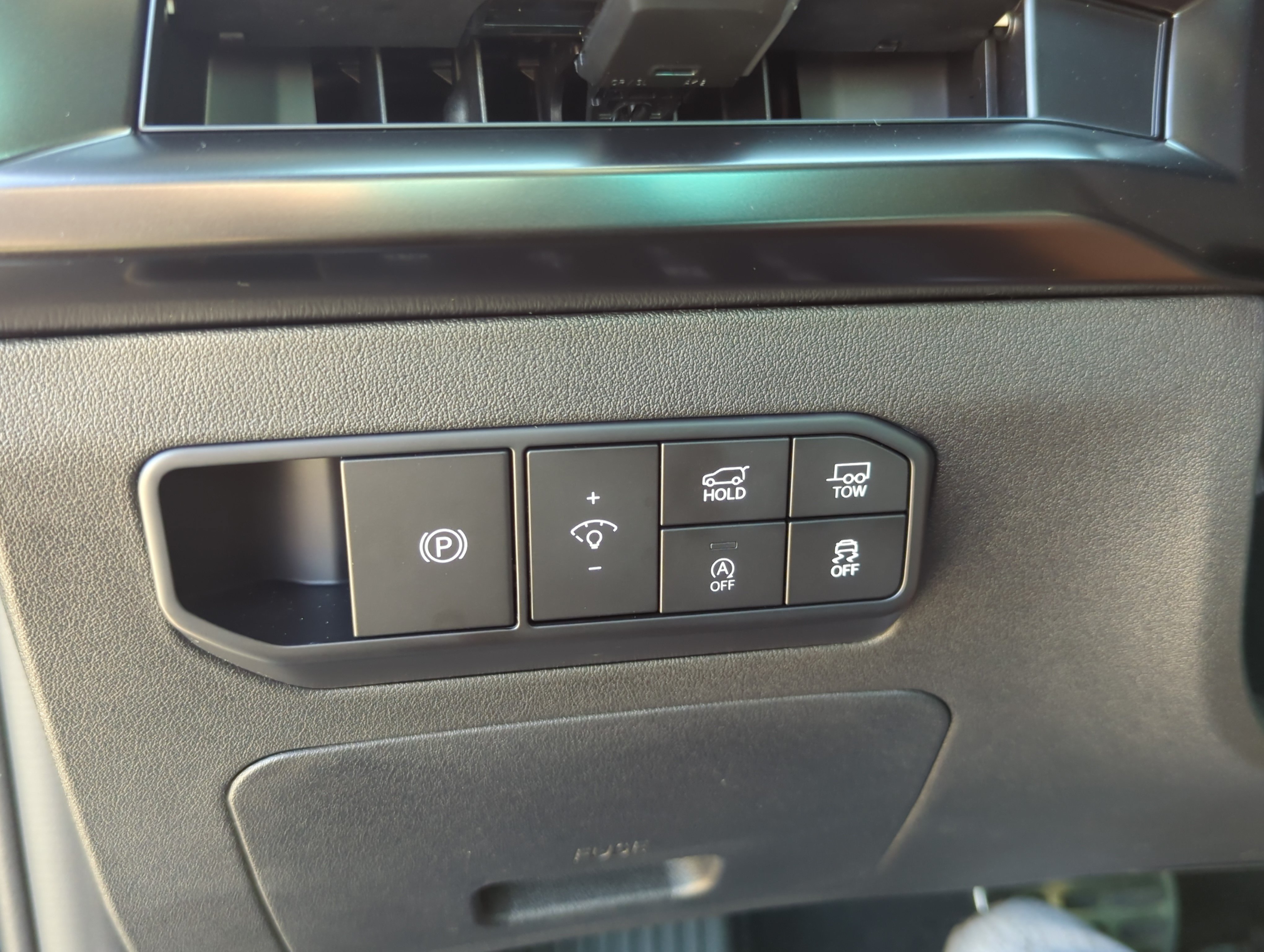 New 2027 Black Jade Green Kia X-Line SX image 29