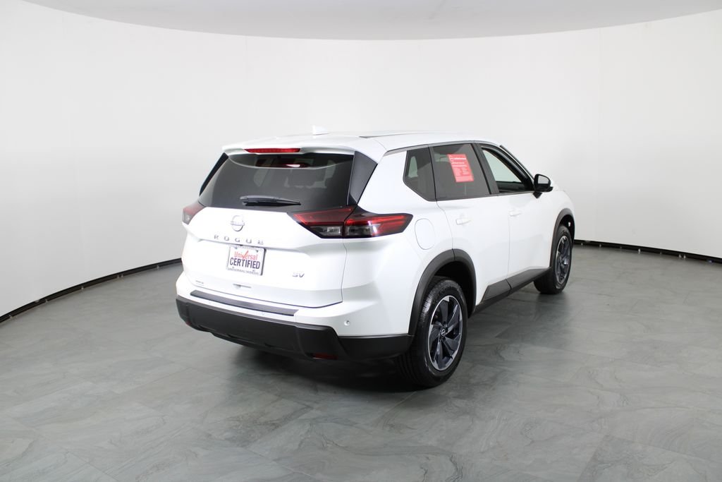 2024 Nissan Rogue SV - Photo 15