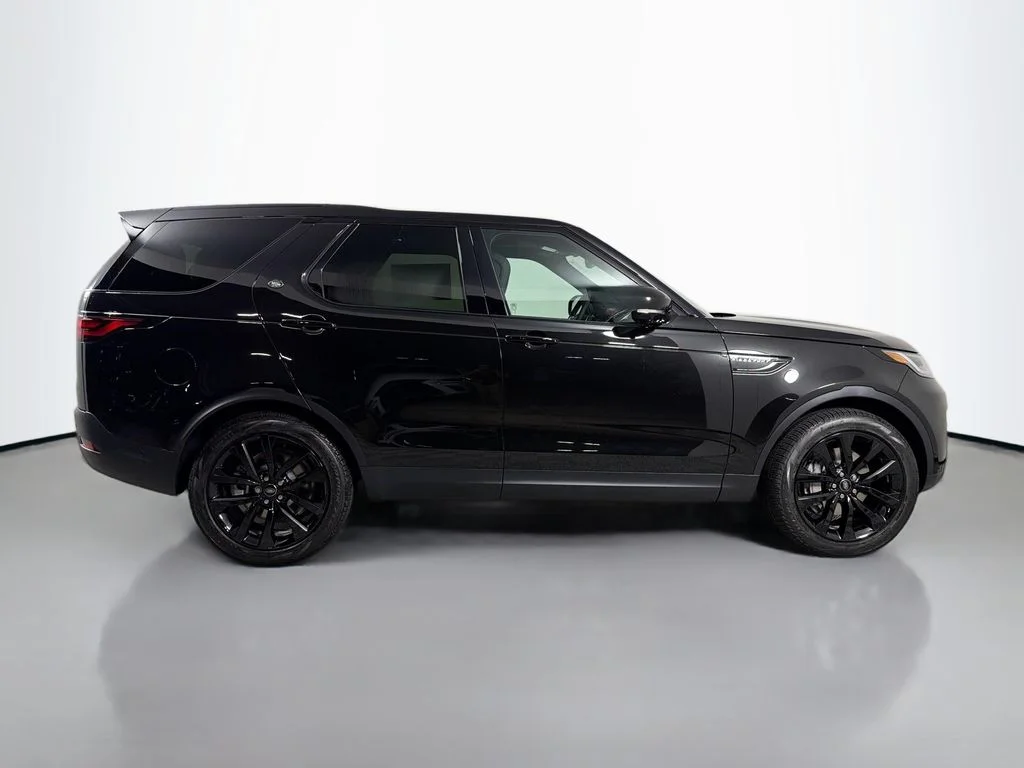 New 2026 Santorini Black Land Rover S image 4