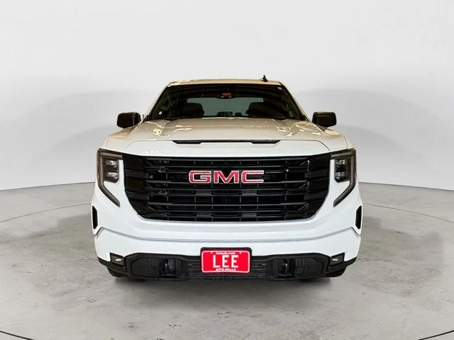 Used 2024 White GMC Elevation image 9