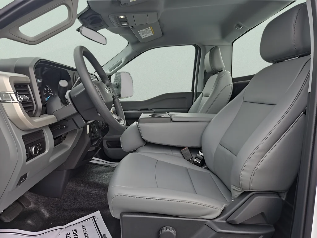 New 2026 Oxford White Ford F-250® XL image 13