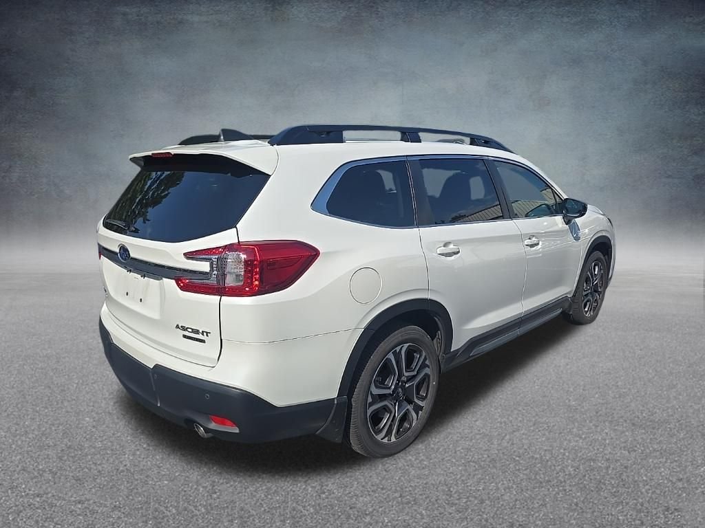 Used 2024 Crystal White Pearl Subaru Limited image 9
