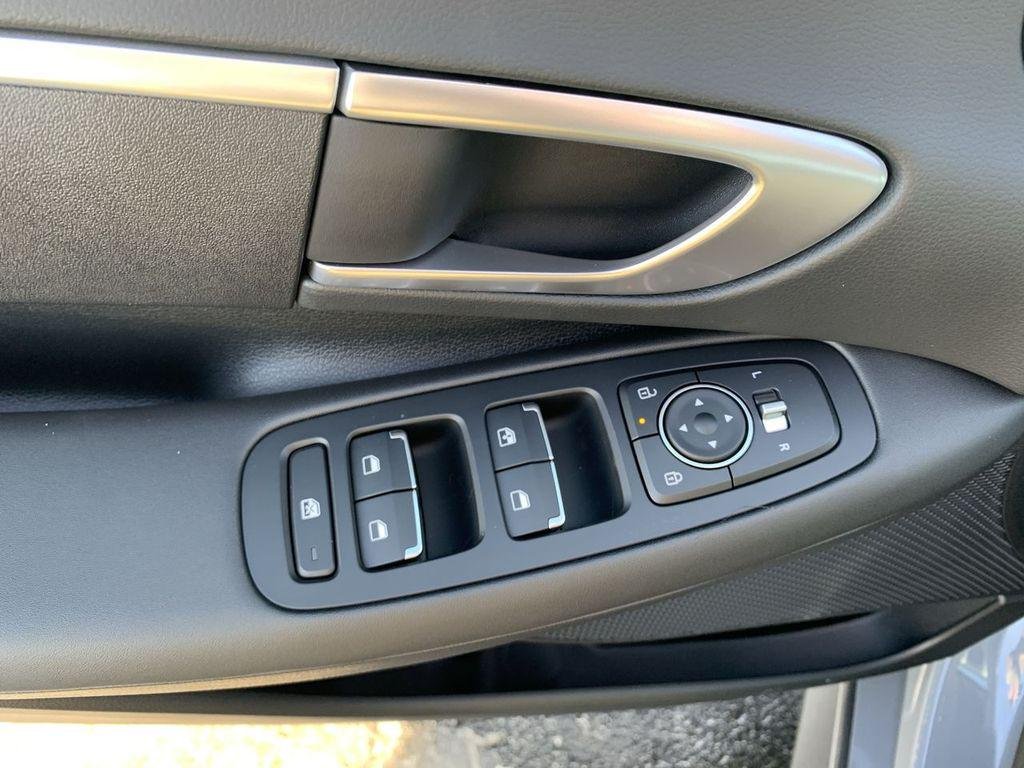 2026 Hyundai Sonata SE - Photo 12
