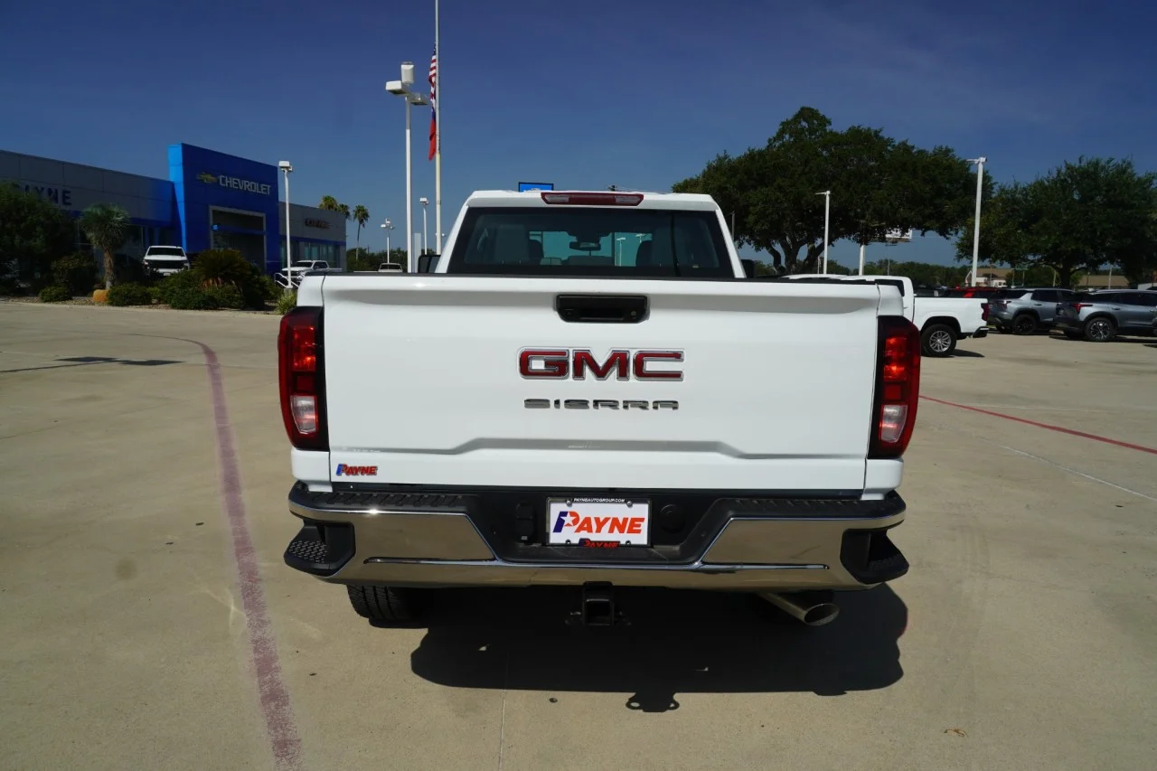 2026 GMC Sierra 2500HD Pro - Photo 8
