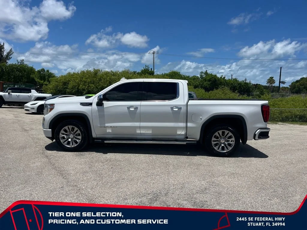 Used 2021 WHITE FROST TRICOAT GMC Denali image 8