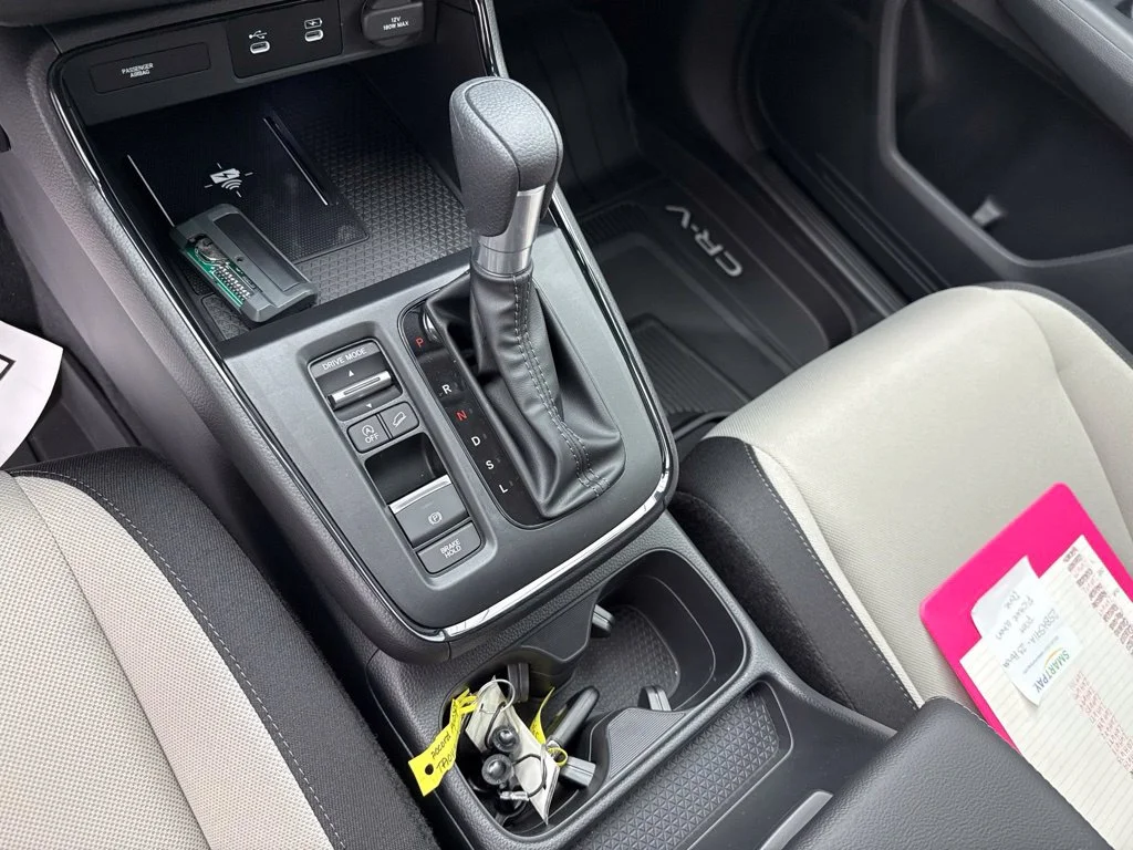 New 2026 Platinum White Pearl Honda LX image 18