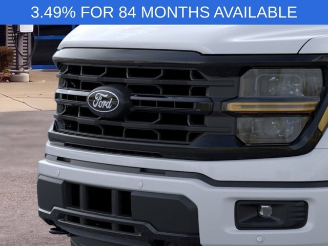 New 2026 Oxford White Ford XLT image 17