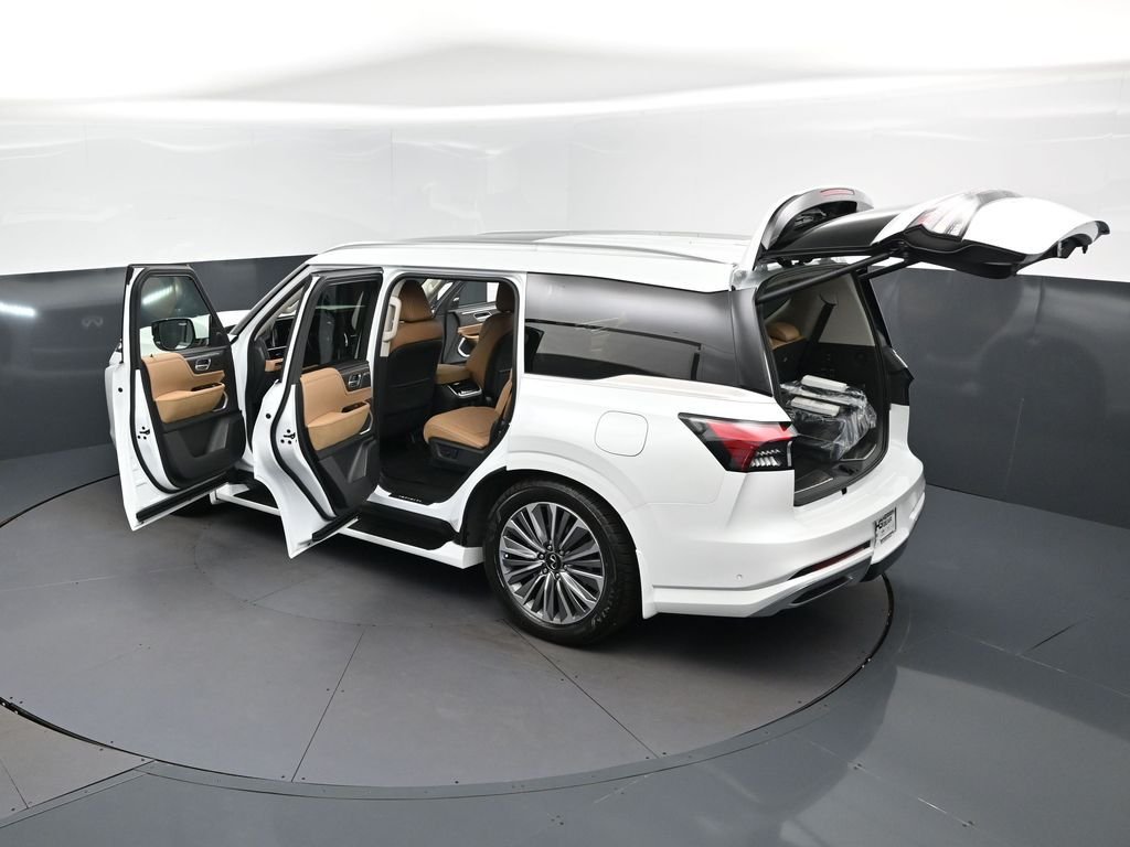 New 2026 RADIANT WHITE INFINITI Luxe 2WD image 43