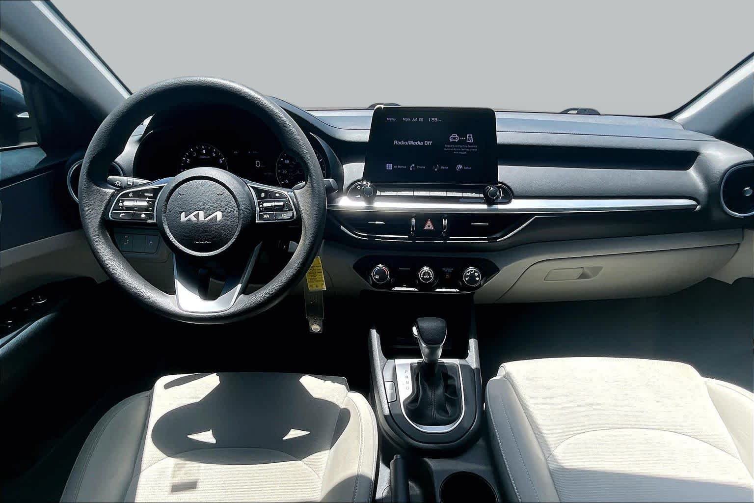 Used 2022 Gravity Gray Kia LXS image 14