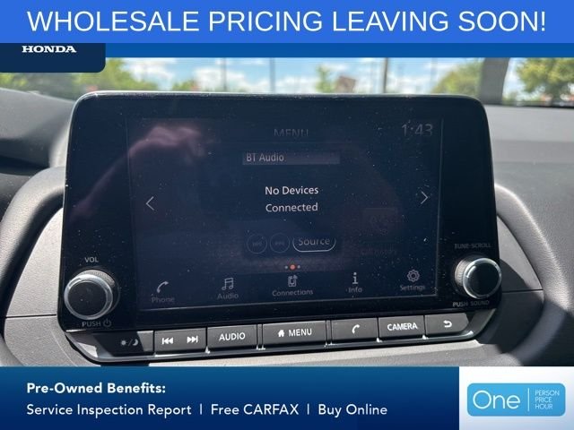 Used 2024 Glacier White Nissan S image 24