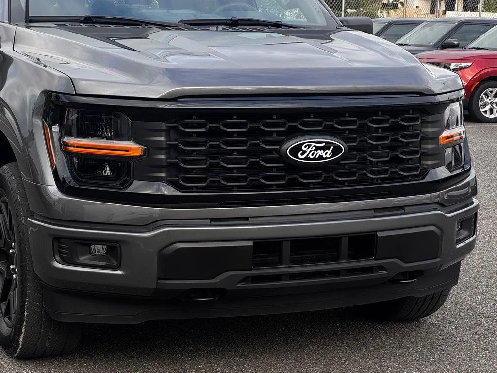Used 2024  Ford STX image 7