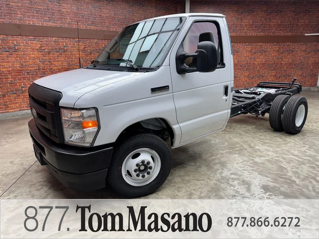 2027 Ford E-350SD Base