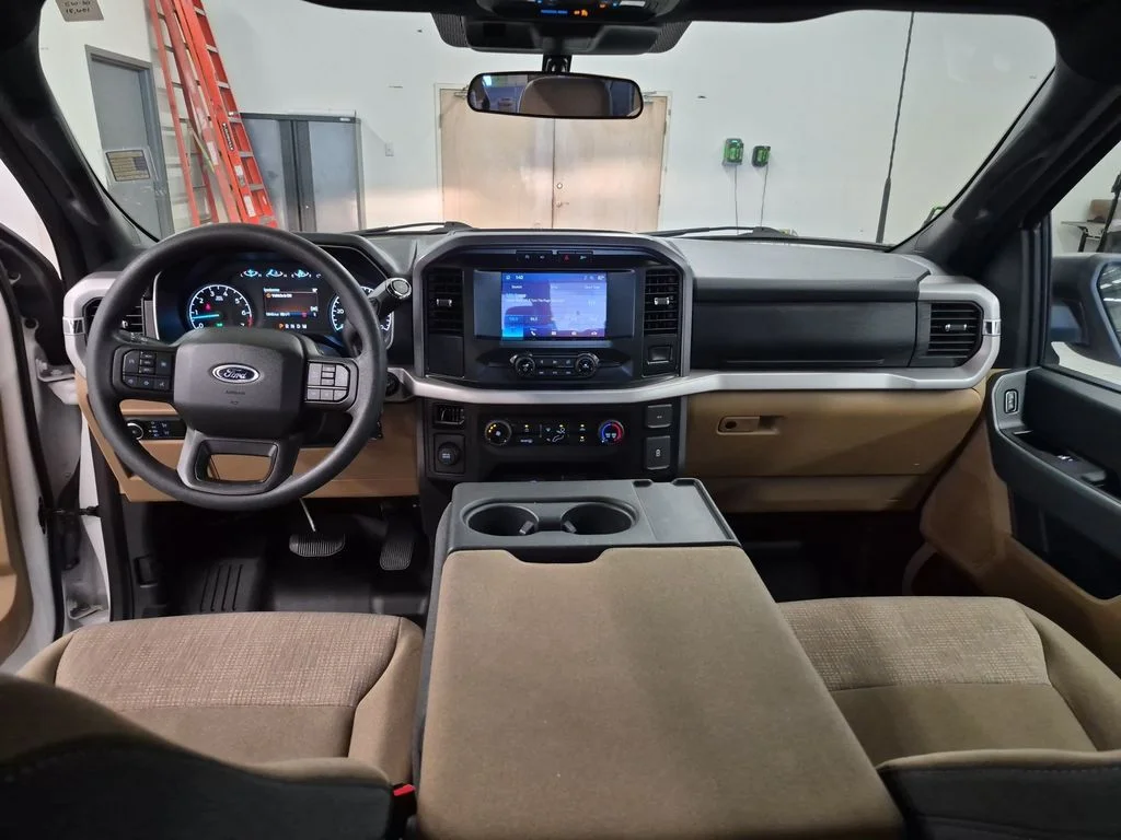 Certified Used 2023 Oxford White Ford XLT image 20