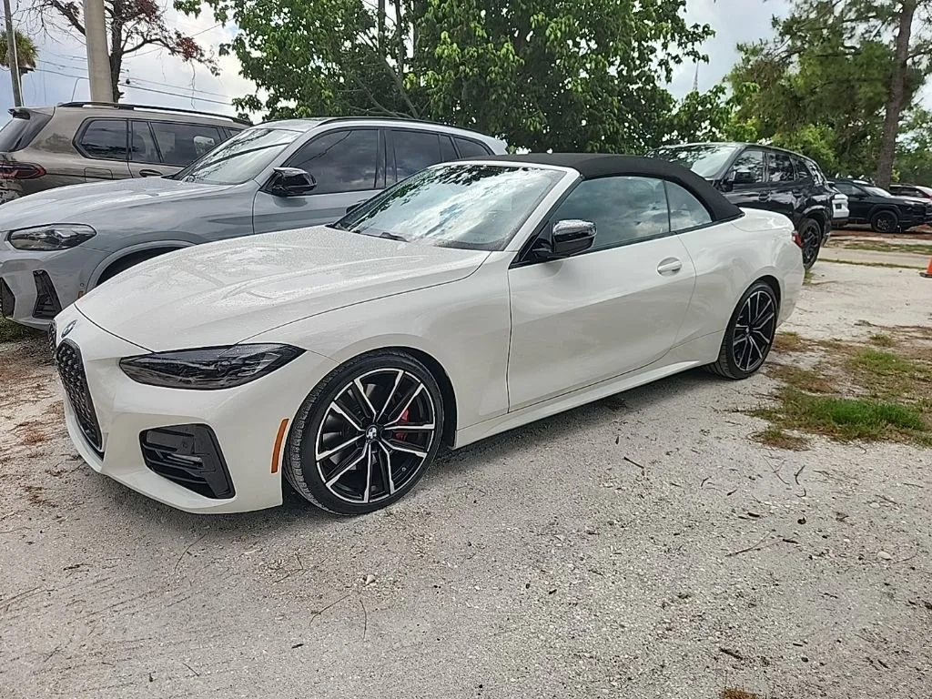 2024 BMW 4 Series 430i Convertible's photo