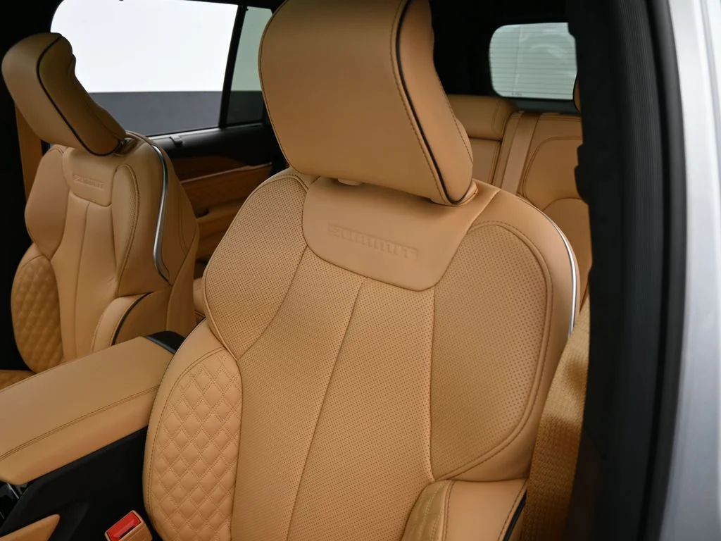 2025 Jeep Grand Cherokee Summit Reserve - Photo 17