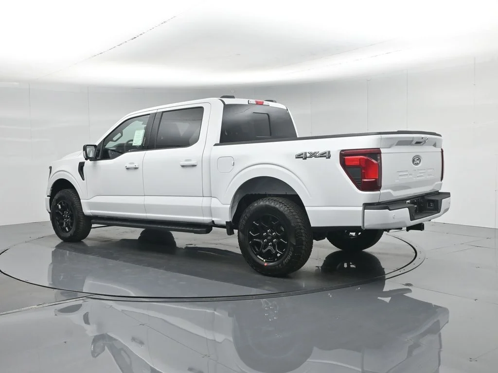 New 2026 White Ford XLT image 5