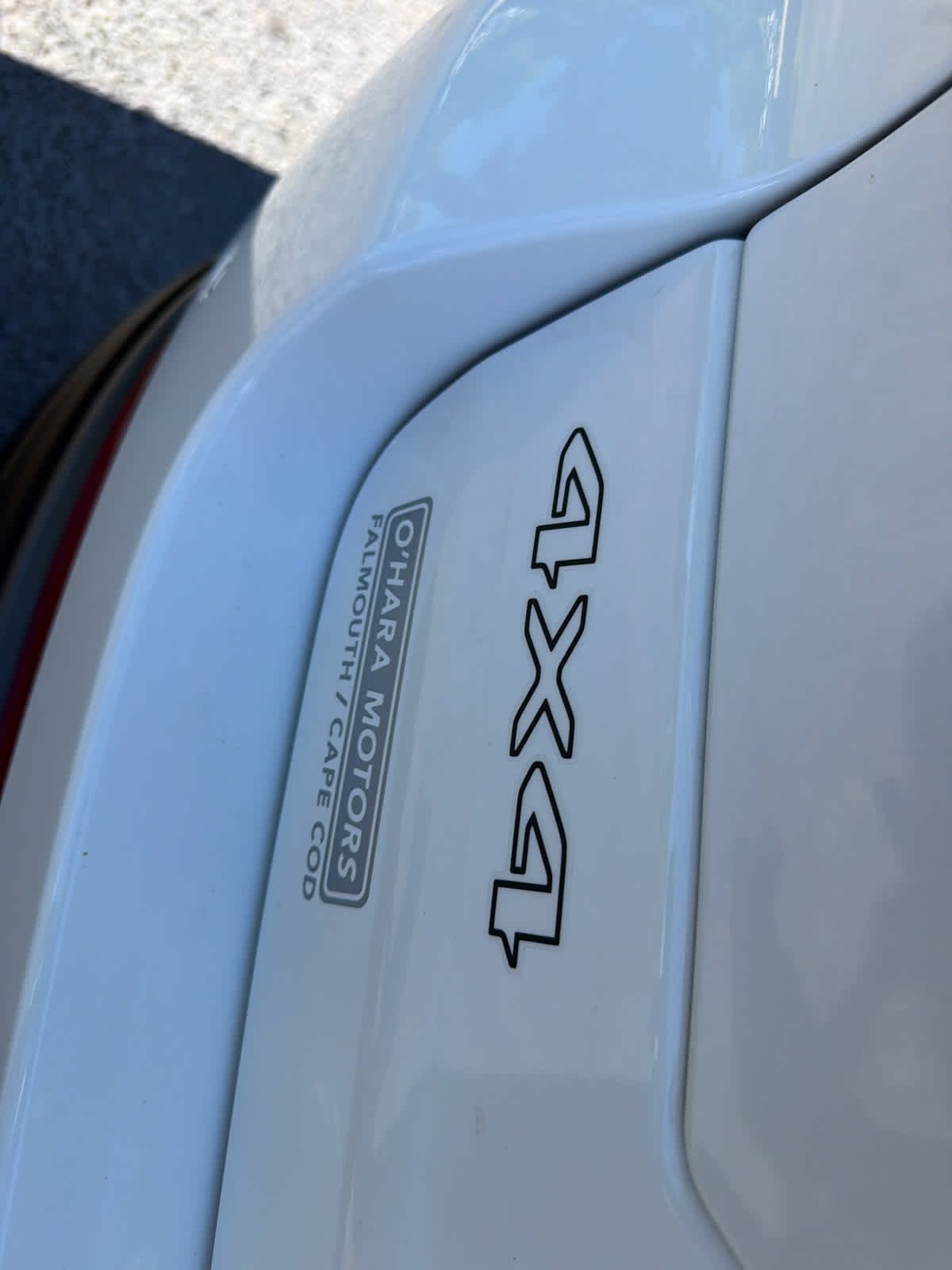 New 2026 Bright White Clear-Coat Exterior Paint Jeep 85th Anniversary Edition image 15