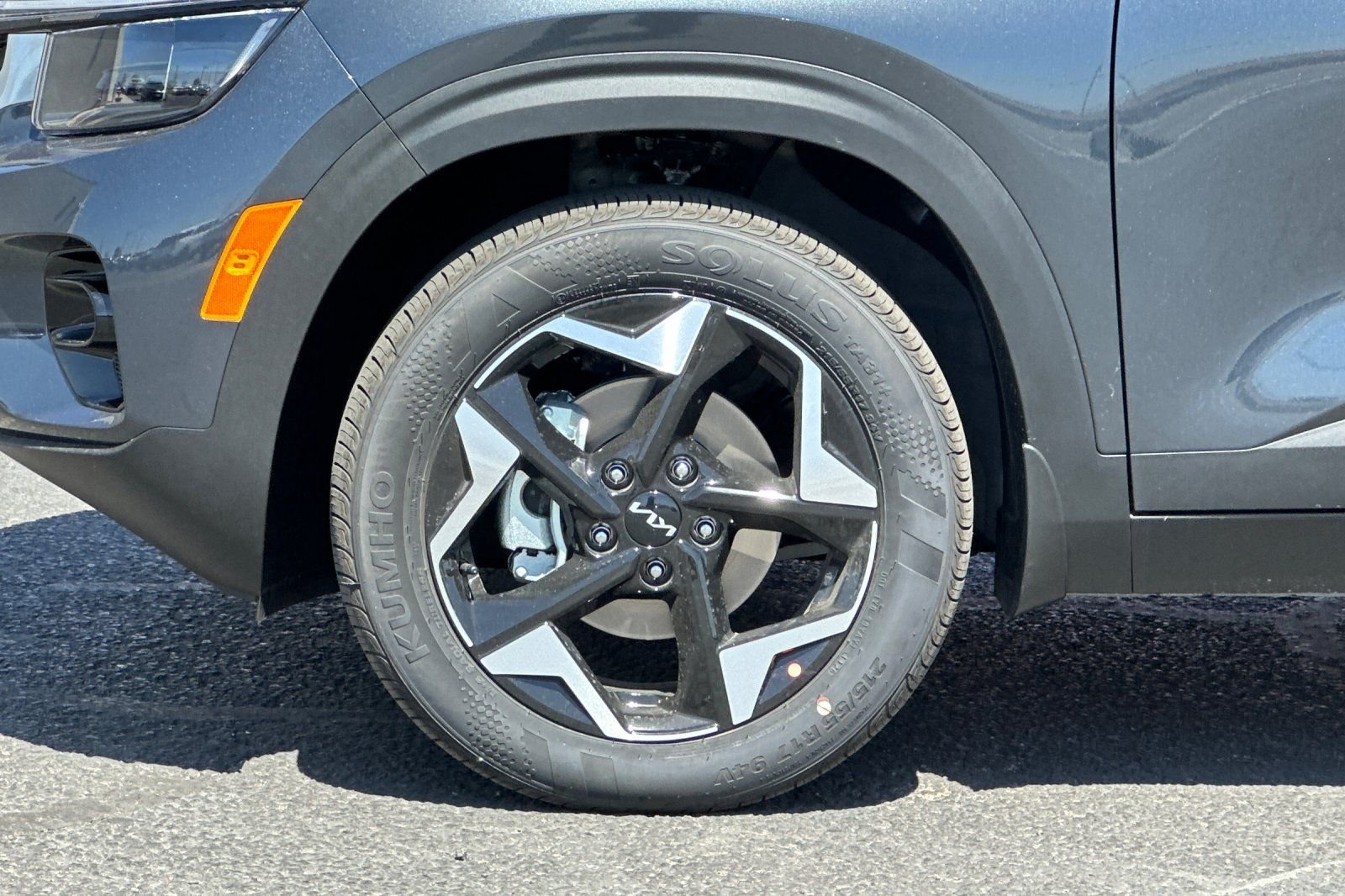 New 2026 Gray Kia S image 26