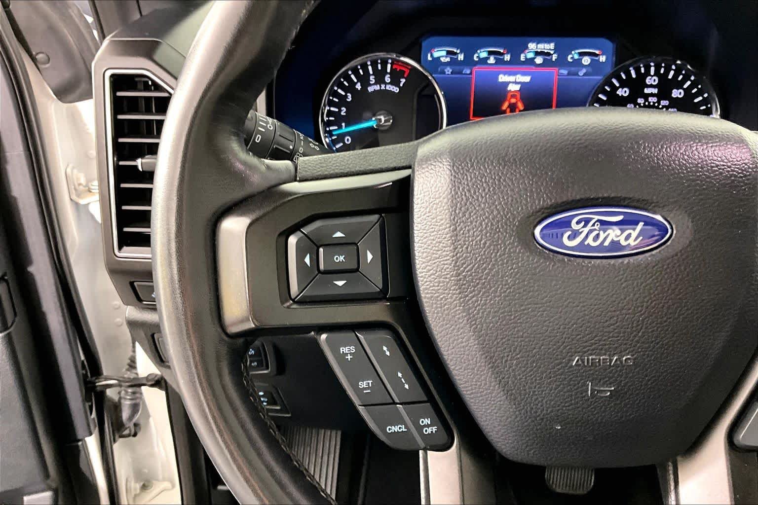 Used 2020 Star White Metallic Tri-Coat Ford Limited image 23