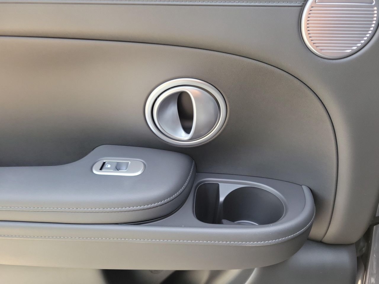 New 2026 Ecotronic Gray Pearl Hyundai SEL Premium AWD image 12