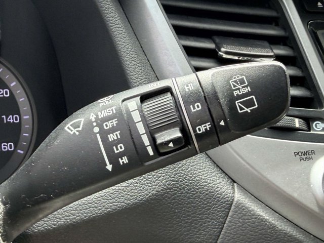 Used 2017 Molten Silver Hyundai SE image 21