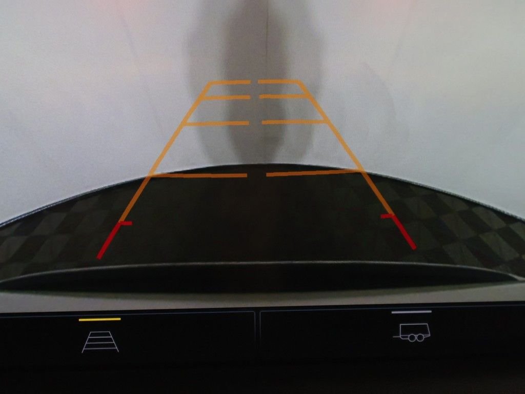 2023 Chevrolet Suburban Z71 - Photo 47