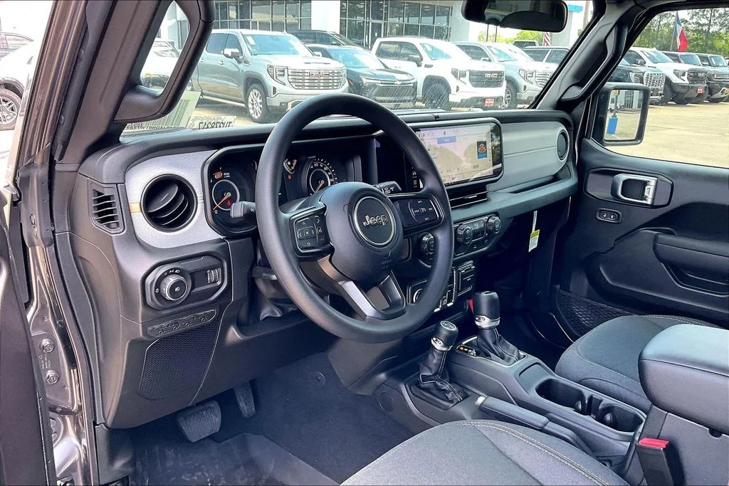 New 2026 Jeep Wrangler Sport 4D Sport Utility