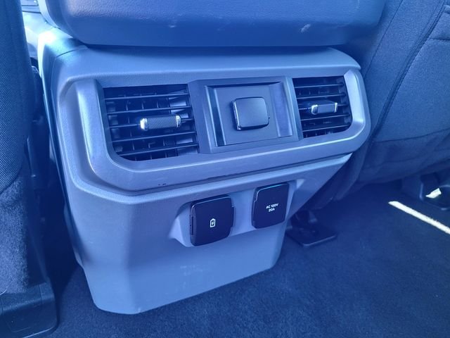Used 2024 Black Ford XLT image 13