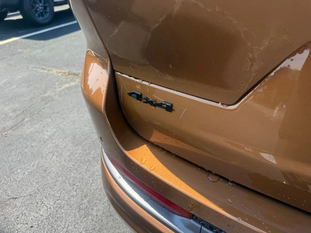 New 2026 Copper Shino Metallic Clear-Coat Exterior Paint Jeep Limited Reserve image 41