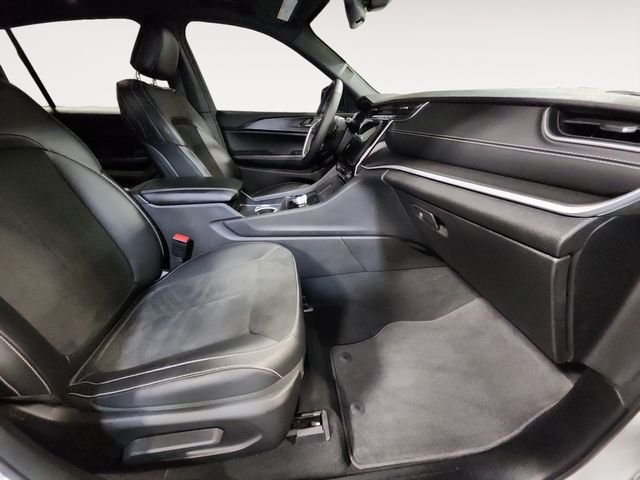 Certified Used 2024 White Jeep Altitude image 15